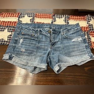 Women’s AE Shorts Sz 14